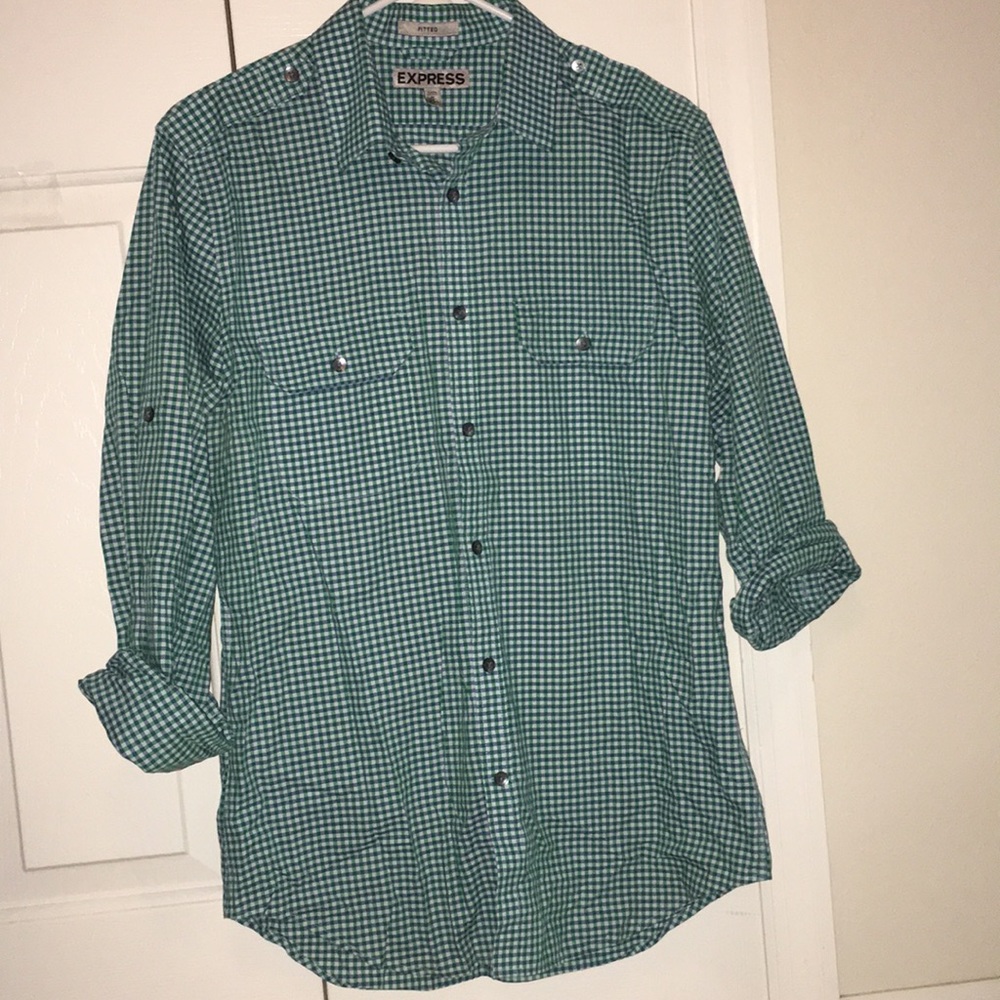 Express green plaid fitted button up